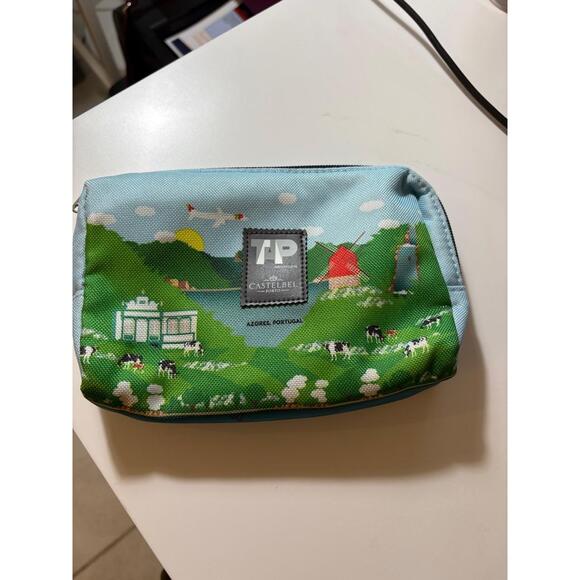 CASTELBEL TP AIRPORTUGAL Pouch Air Portugal Amenity Bag only Landscape Print - Picture 1 of 4